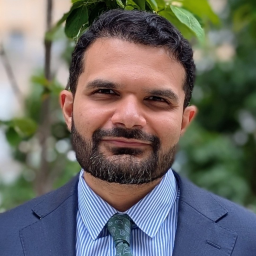 Head and shoulders photo of Dr. Faiz Kidwai