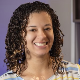 Headshot of Courtney Sanders