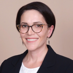 Head and shoulders photo of Dr. Emily Heydemann