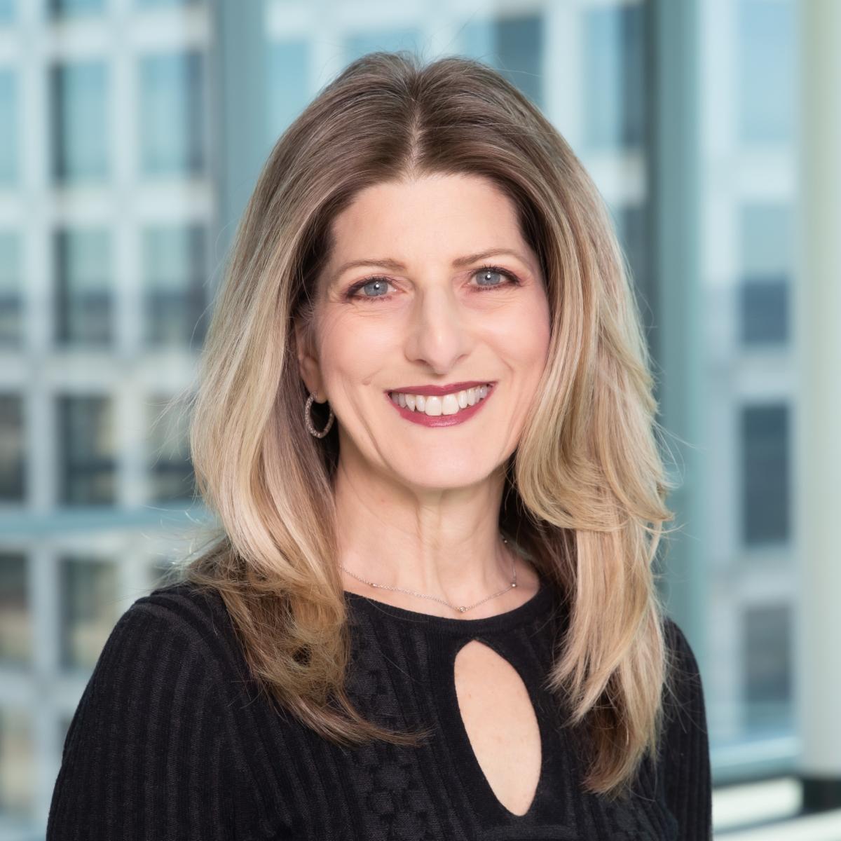 Headshot of Laura Lacritz