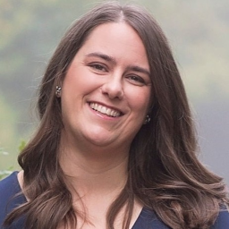 Head and shoulders photo of Leigh Hornberger