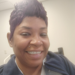 Head and shoulders photo of Latasha Davis