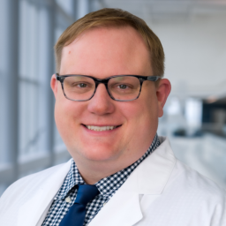 Head and shoulders photo of Dr Eric Shute