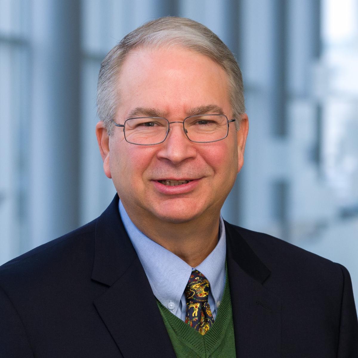 Headshot of Timothy Wolff