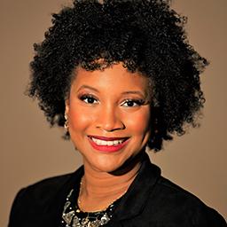 Head and shoulders photo of Elexis Stephens