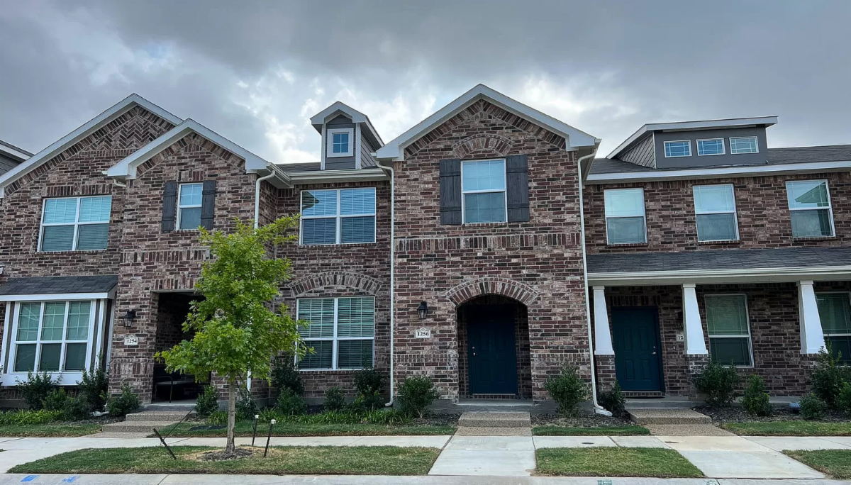 Showing SUBTO Lewisville Below Market Rate 2021 Brick Rent Ready