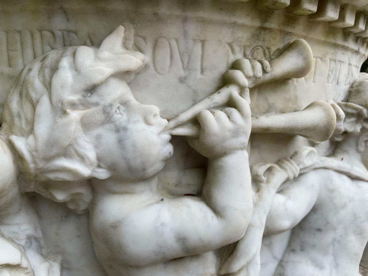 Closeup photograph of the Wishing Well at Cranbrook Gardens.