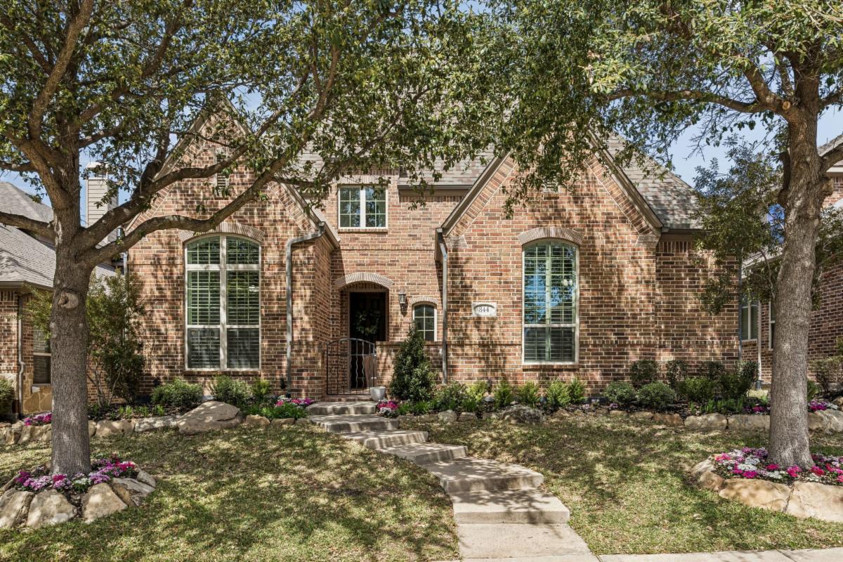 844 Veneto Drive