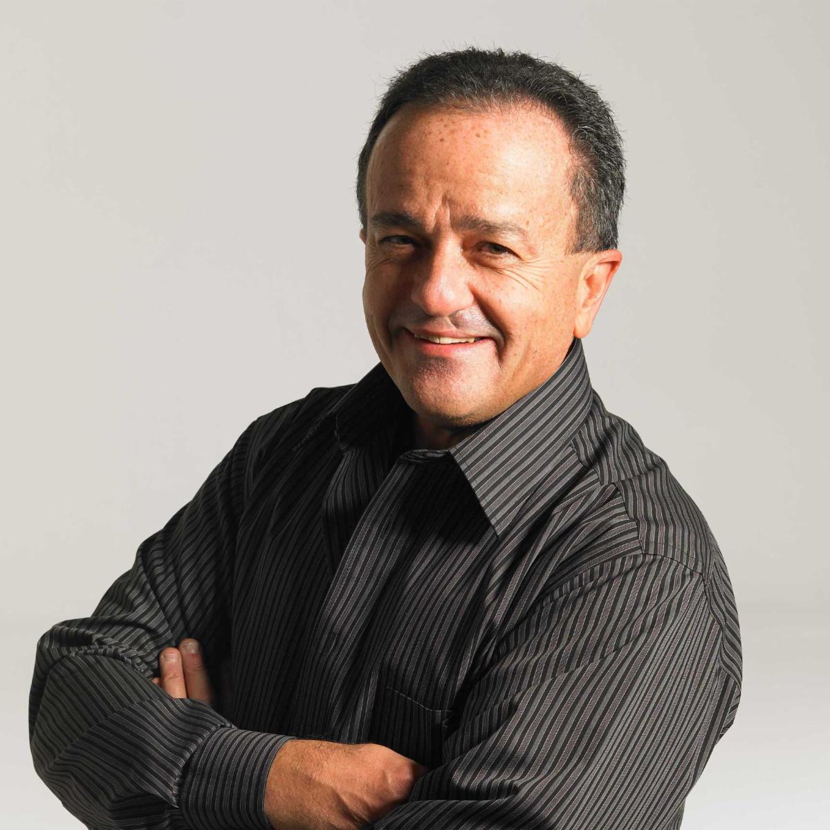 headshot-2022-hahn-t.a..jpg