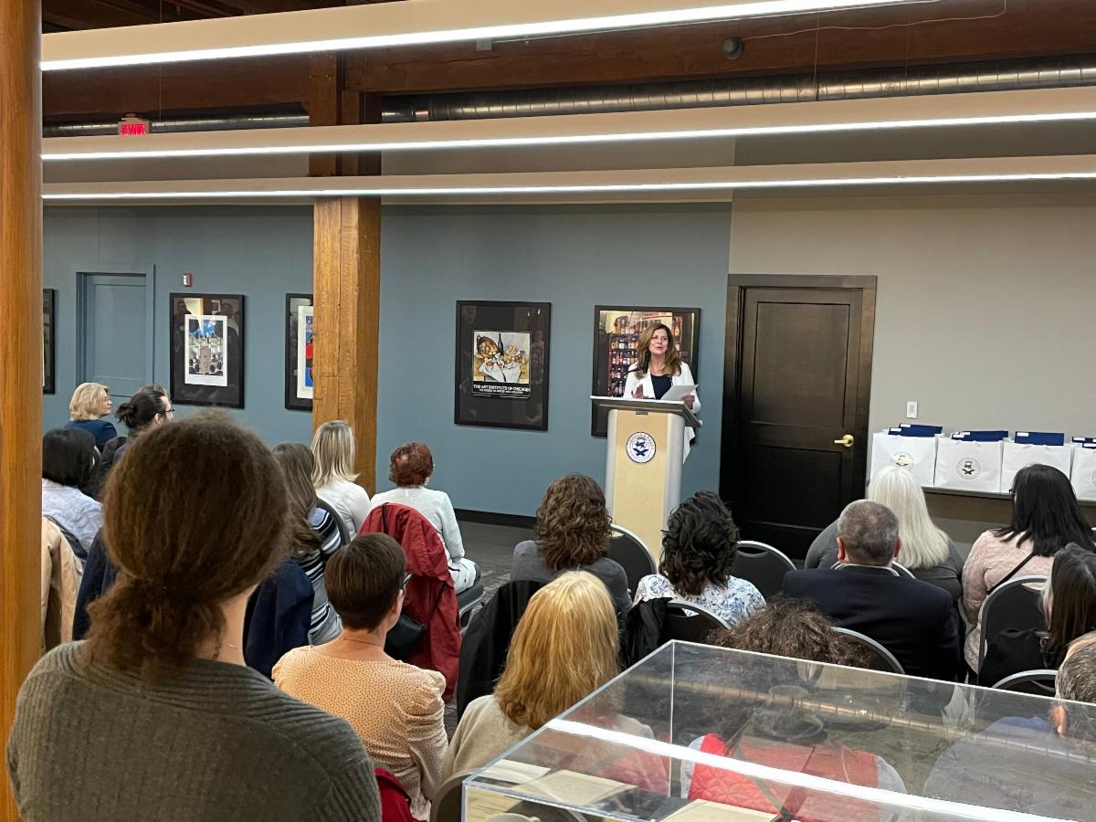 What's inside 🎓🎉💻