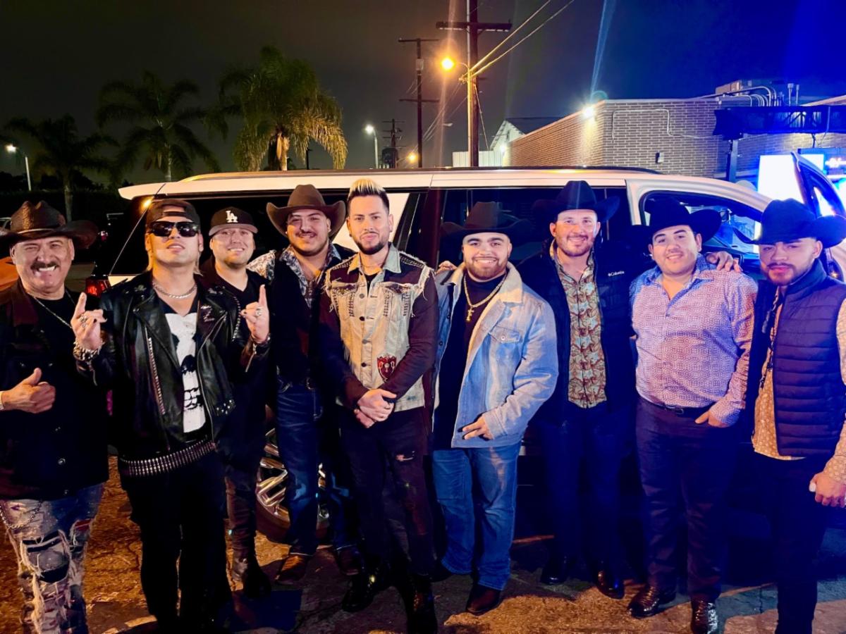 Éxito total Grupo Frontera por 1era vez en Los Ángeles junto a Los Garzaz y Tapy Quintero en un evento de Glamtender