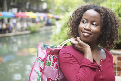 smiling-purse-woman.jpg