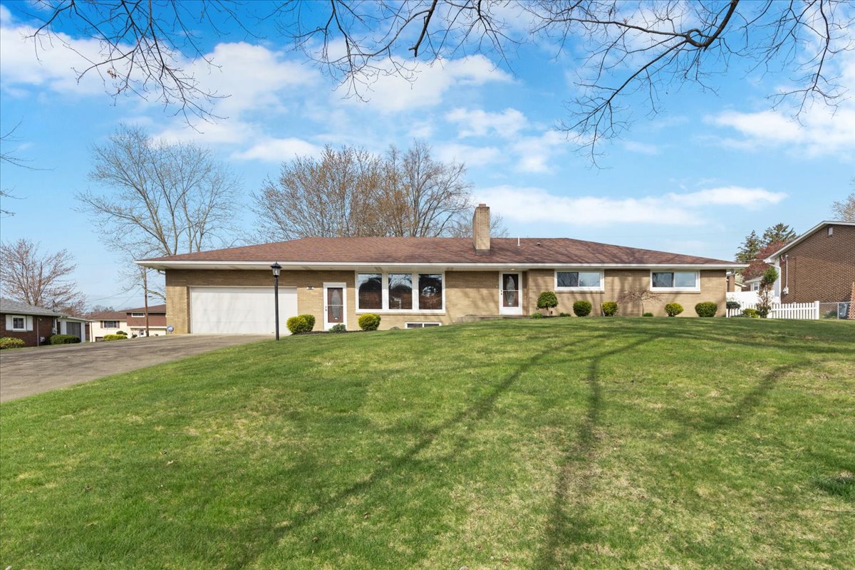 NEW LISTING IN CHARTIERS HOUSTON SCHOOL DISTRICT 221 THAD STREET