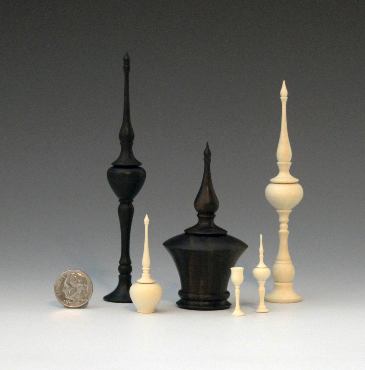 Miniature sculpture vessels