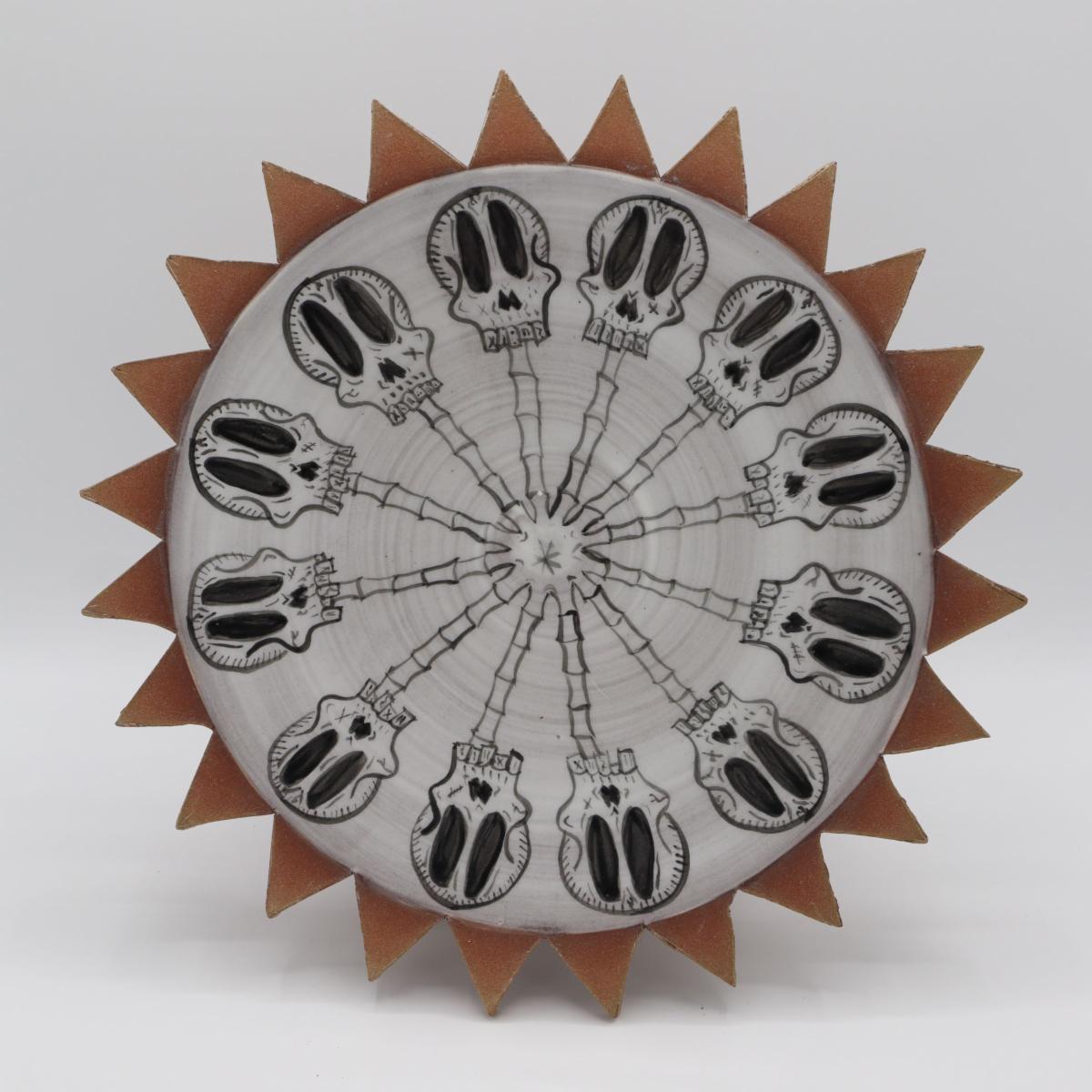 Plate with skulls and bones