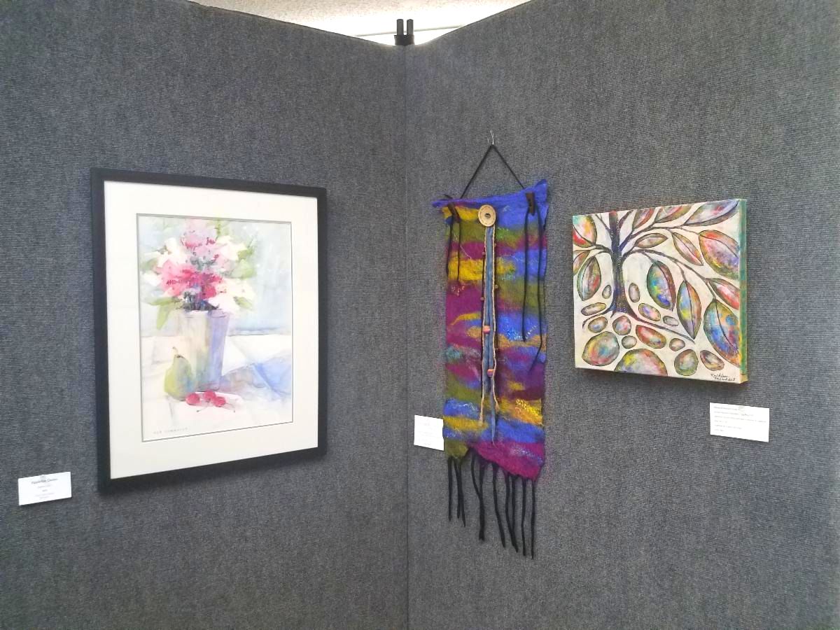 Hanging gallery artworks