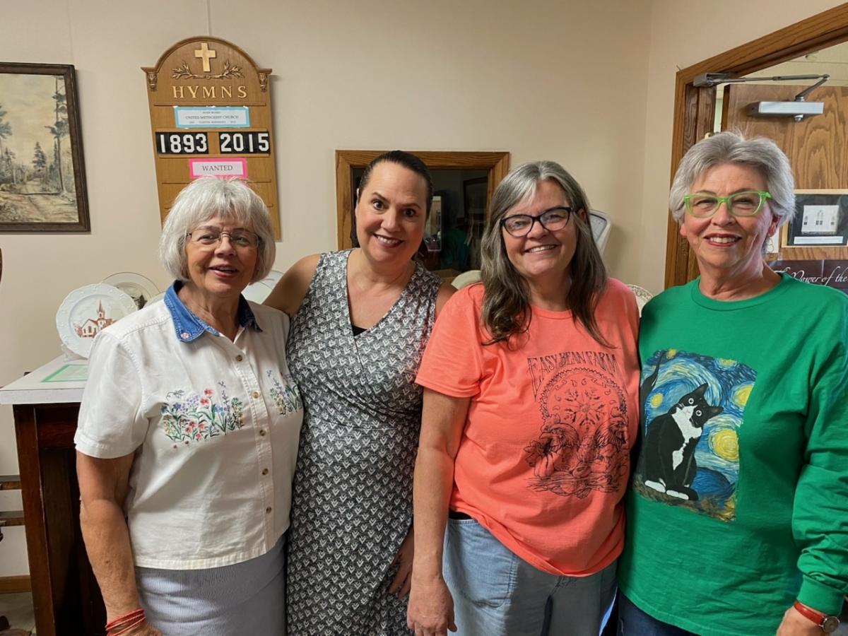 Community members at Lee Kanten's surprise event