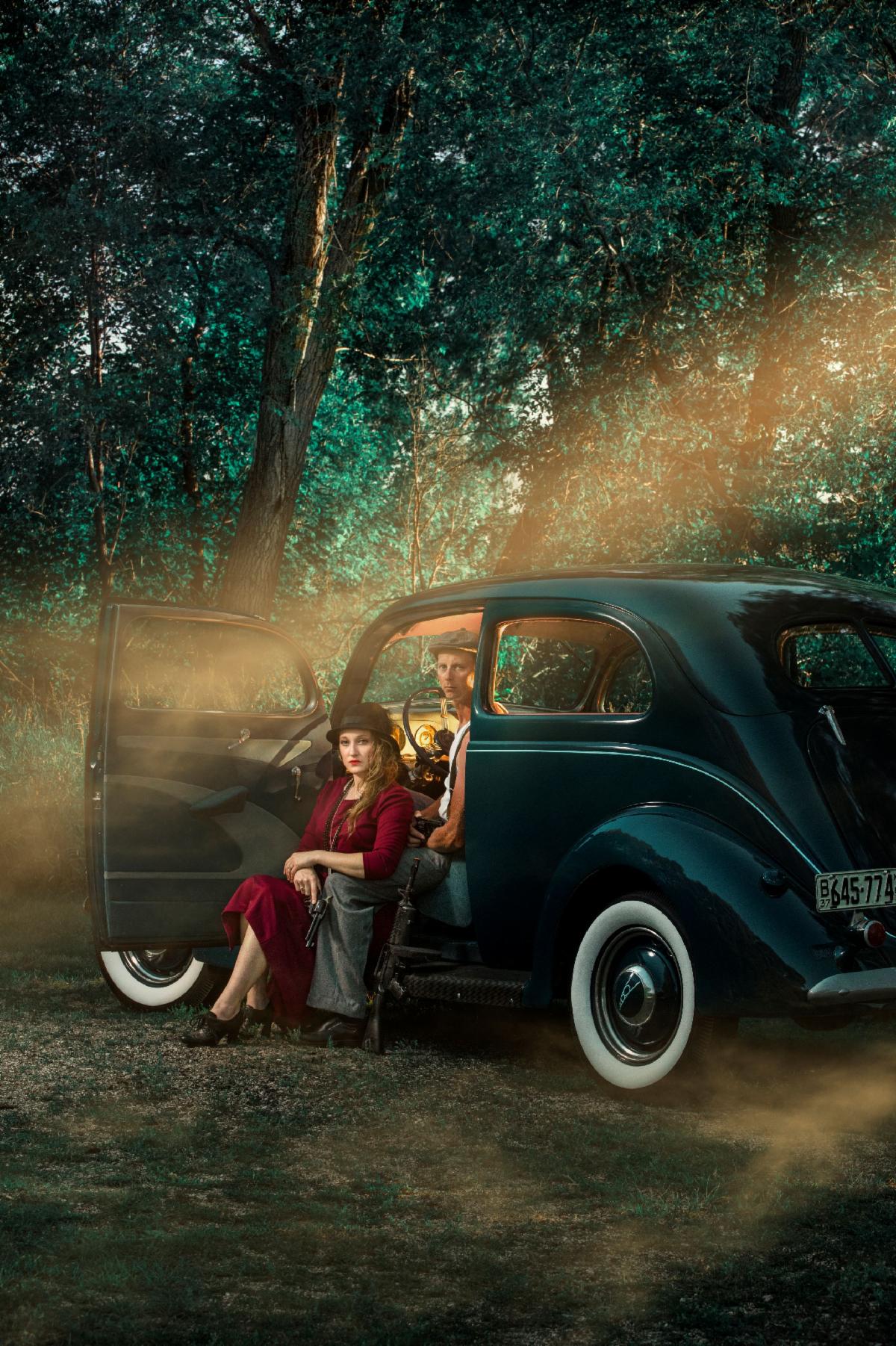 Bonnie and Clyde interpretative posed photograph