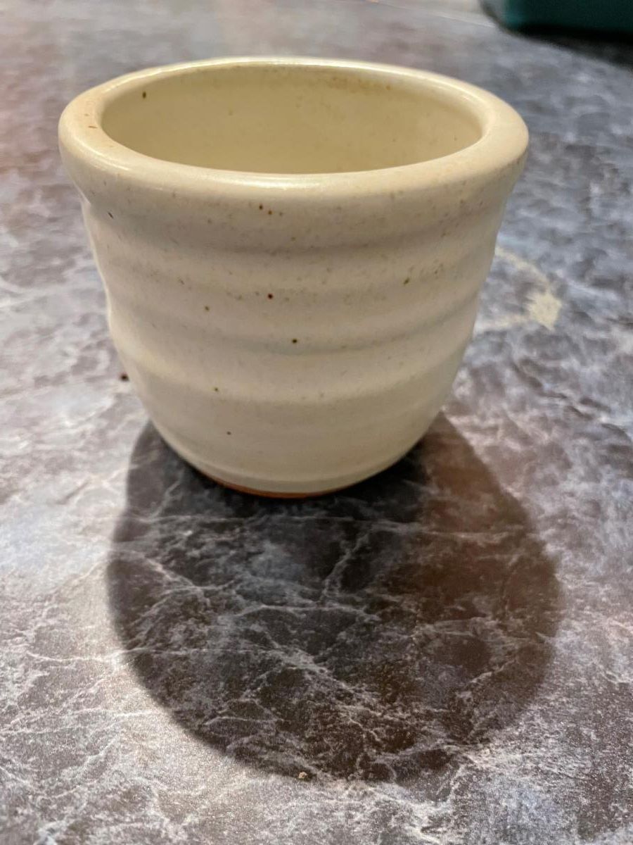 Simple cream cup