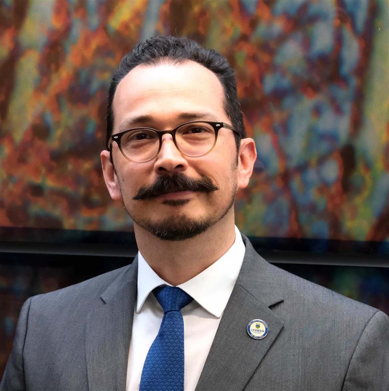 Headshot Dr. José Higuera López 