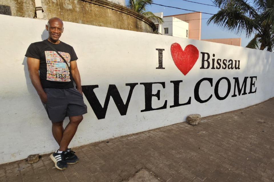 Professor by I heart Bissau wall