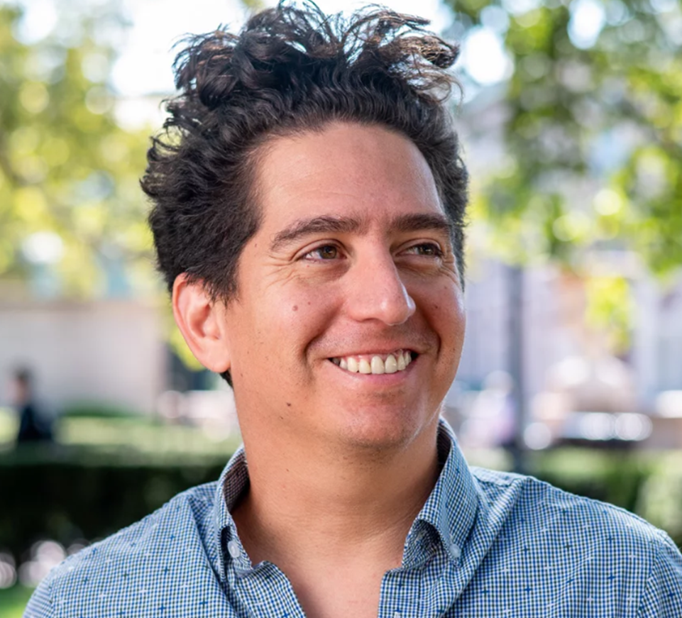 Daniel Alarcón Headshot