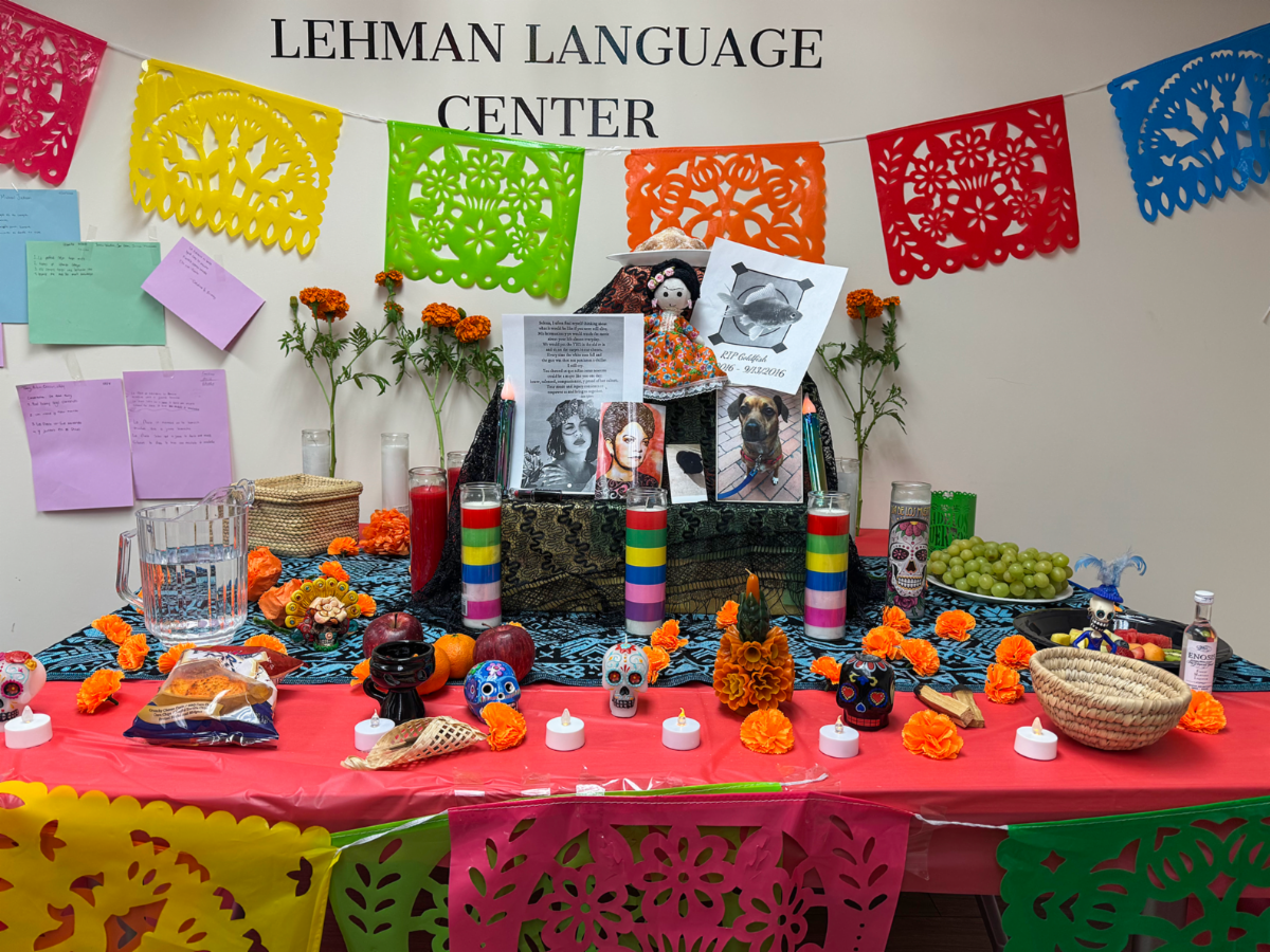Pretty Ofrenda with colorful flags