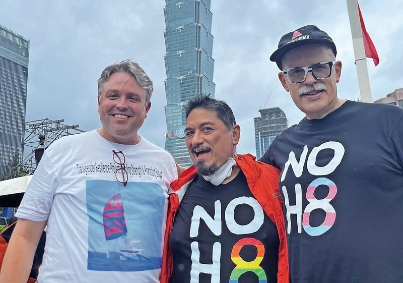 Group photo in taipei with noh8 shirts