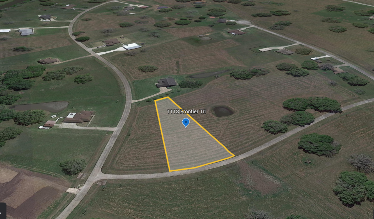 1 Acre 40,000 1113 Frontier Trail Angleton TX Lots of Amenities!