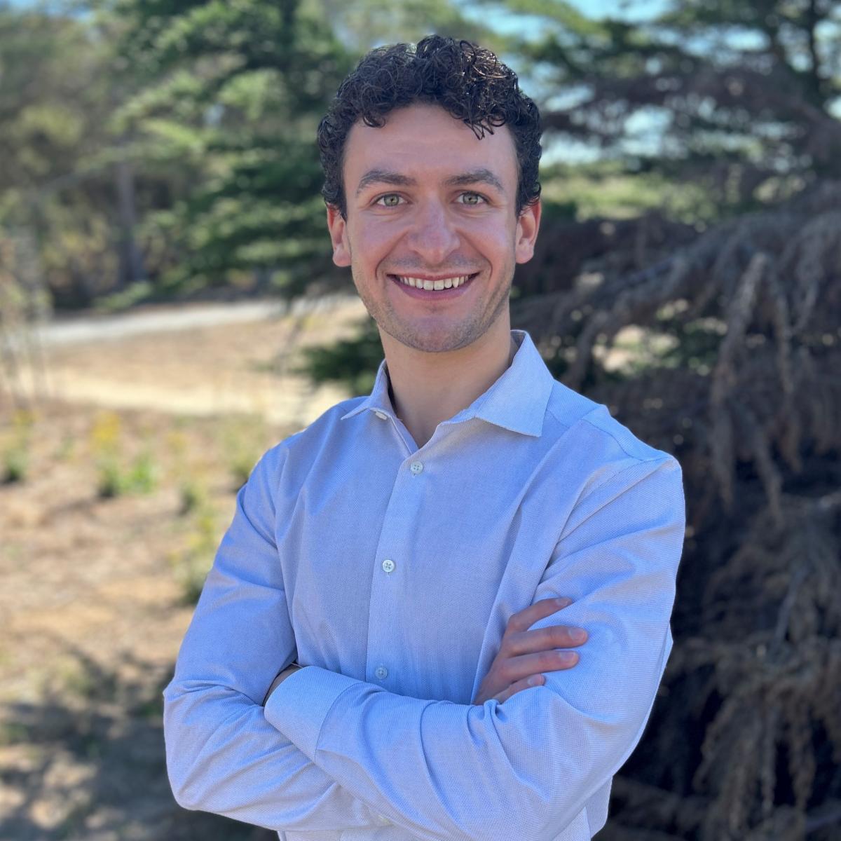 Max Johnston Gomez.jpg