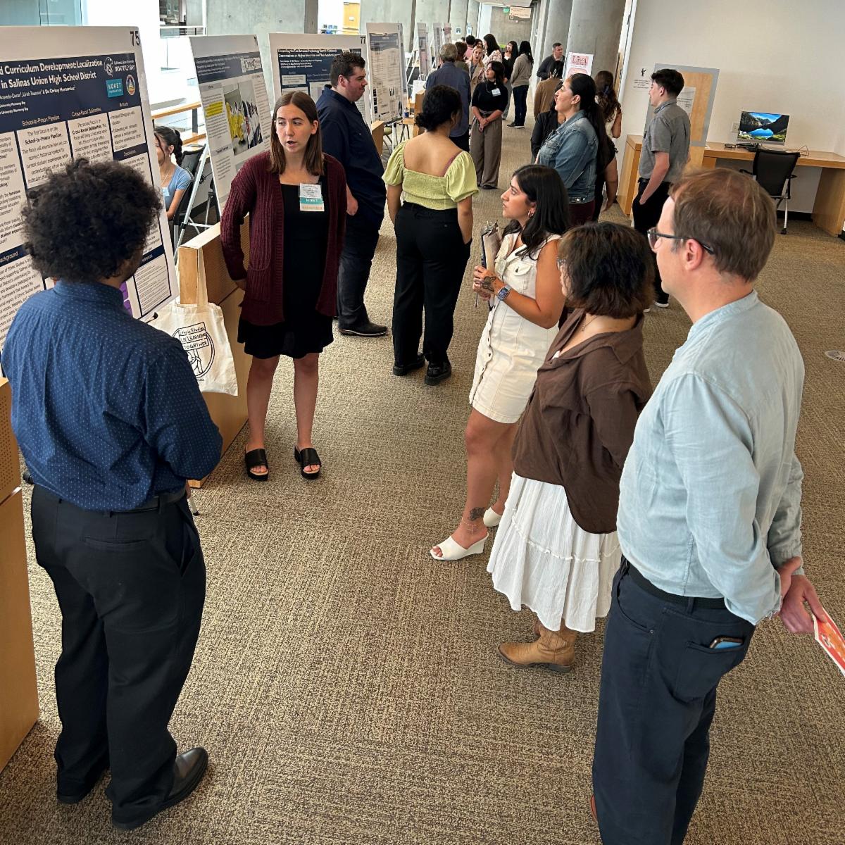 Koret Scholars presenting their posters