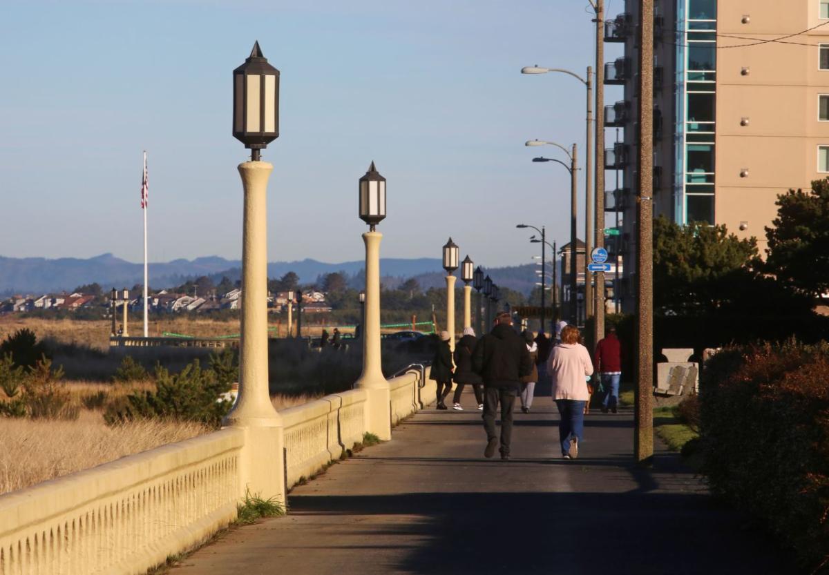 prom walk jaime hale 2022.jpg