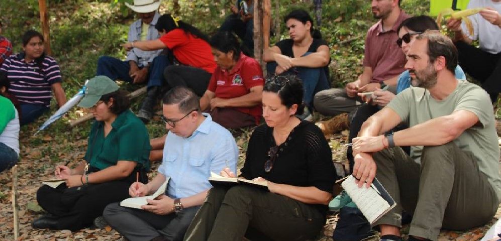 Roxanna Altholz in Honduras