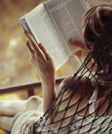 woman_hammock_reading.jpg