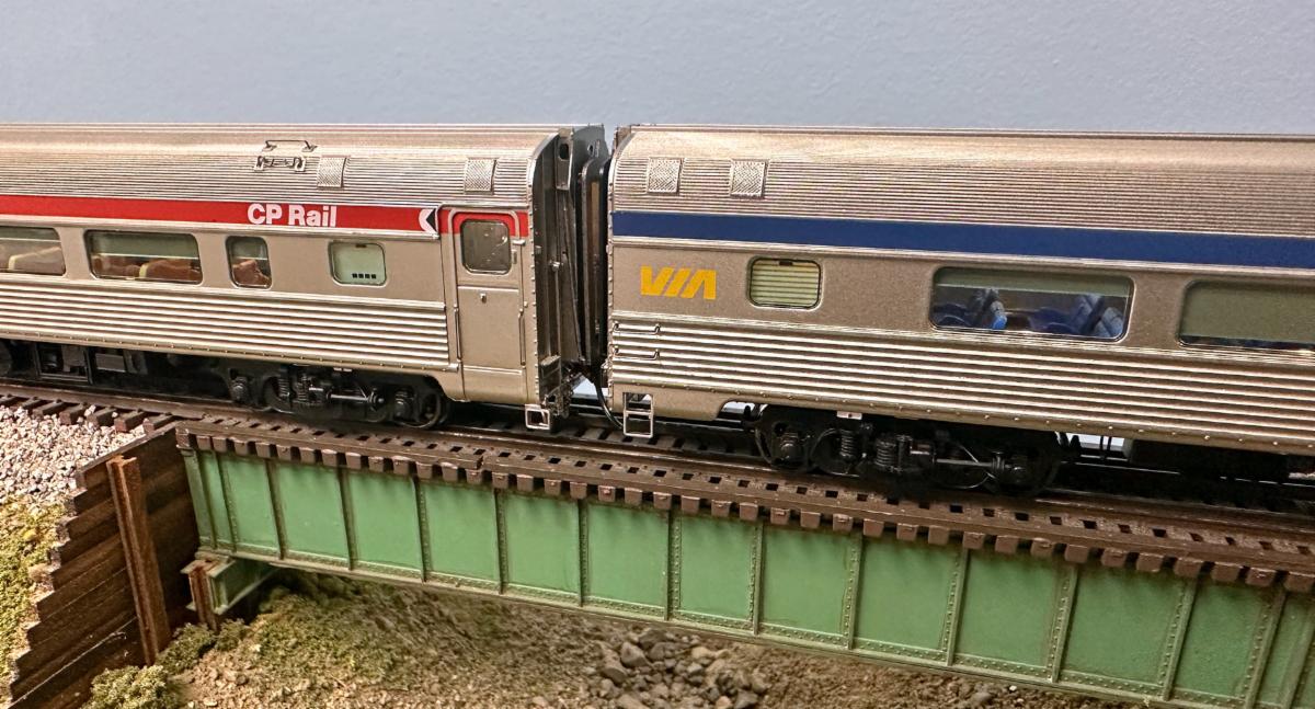 Rapido Budd Coach