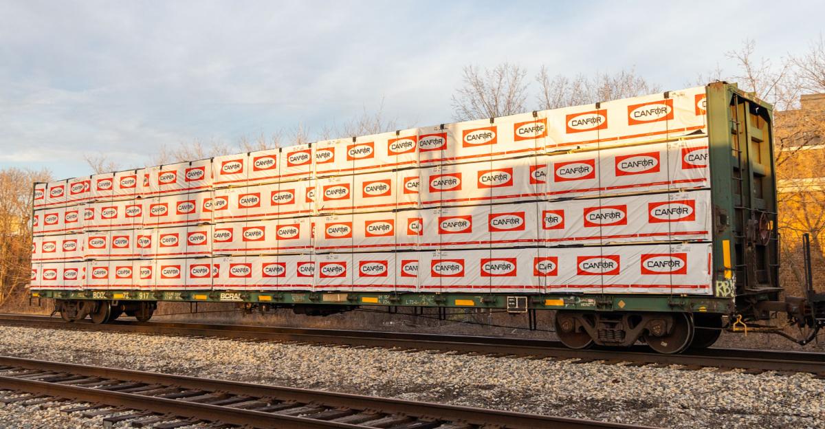 Rapido Wrapped Lumber Load