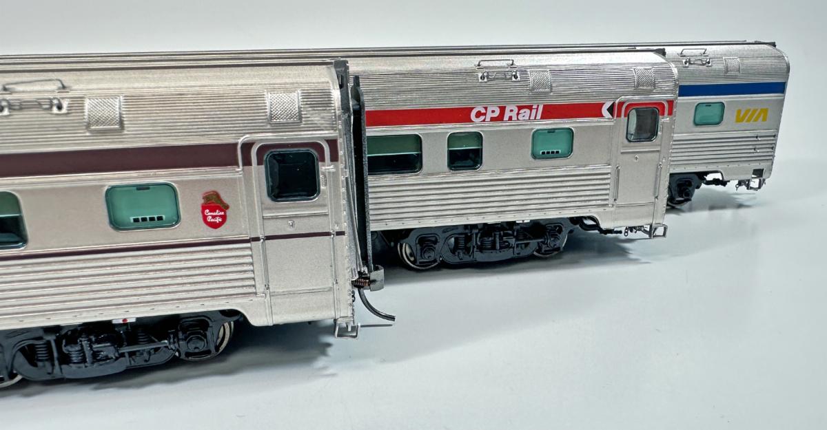 Rapido Budd Coach