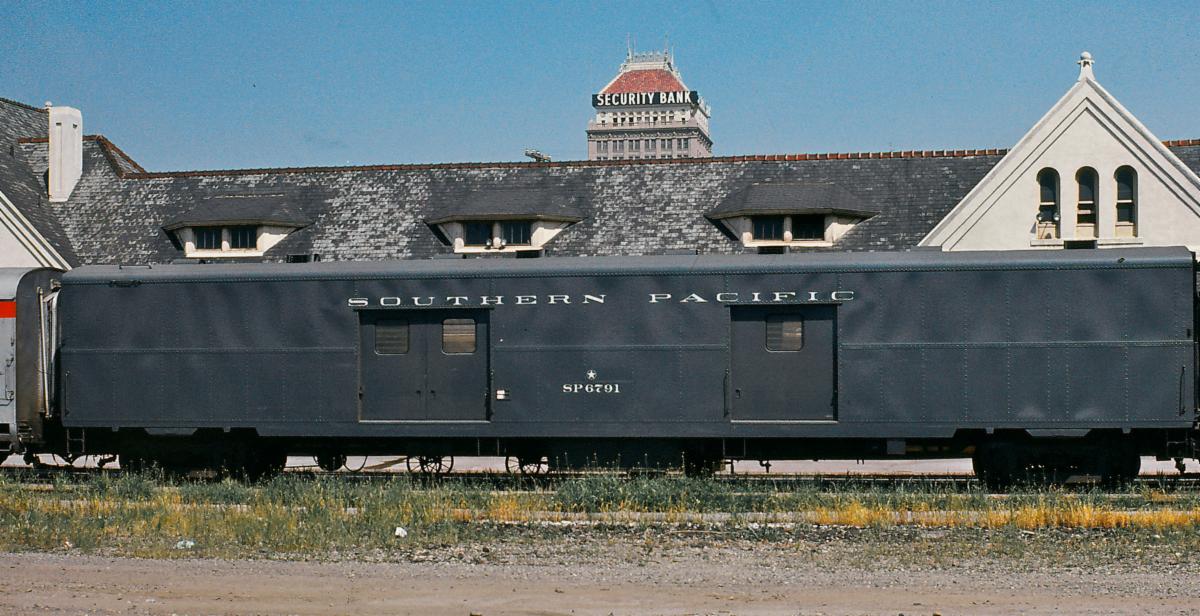 Rapido Economy Baggage Car