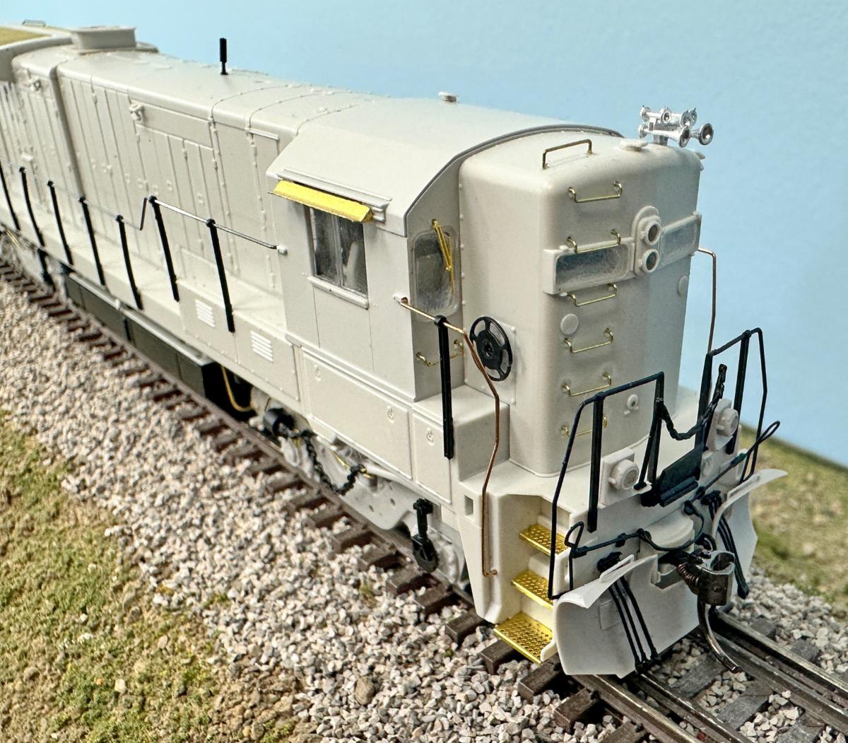 Rapido B23-7