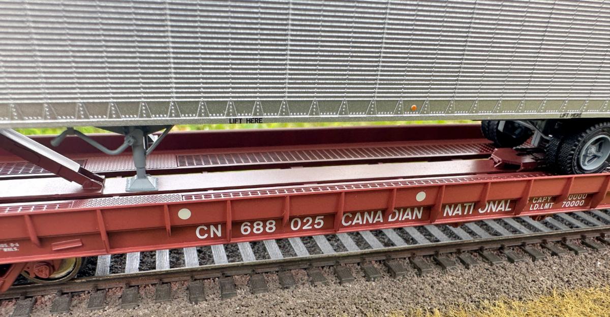 Rapido Piggyback Flatcar