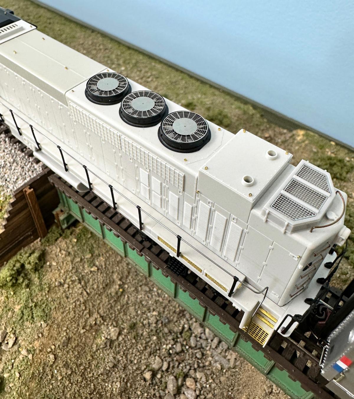 Rapido GP40TC