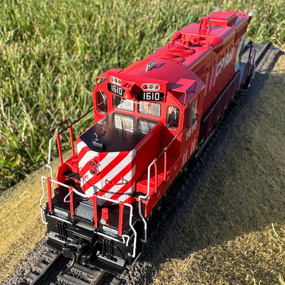 Rapido GP9u