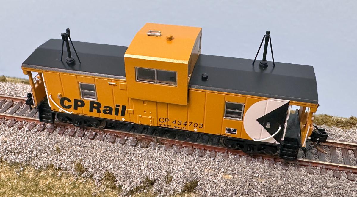 Rapido N Wide Vision Caboose