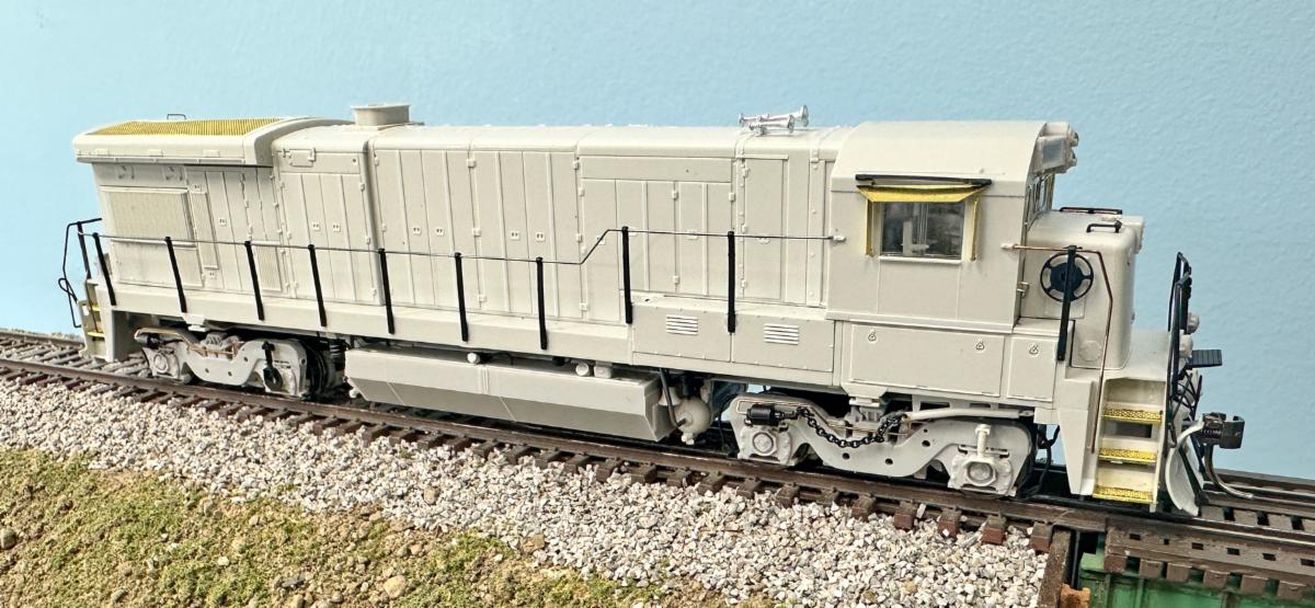 Rapido B23-7