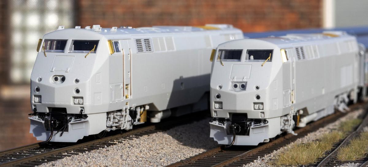 Rapido P32AC-DM