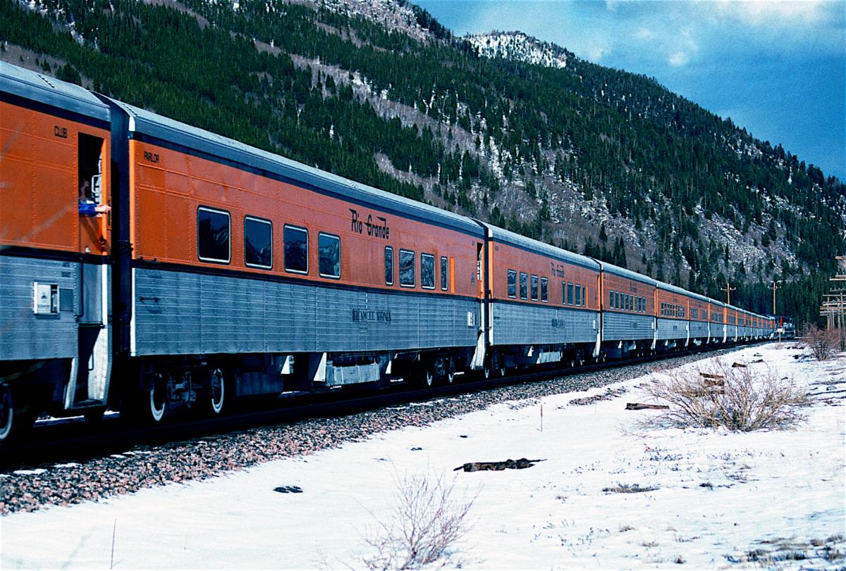 Rapido Ski Train