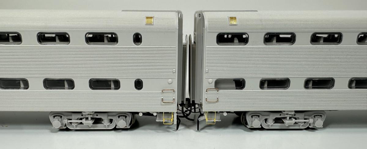Rapido Gallery Car