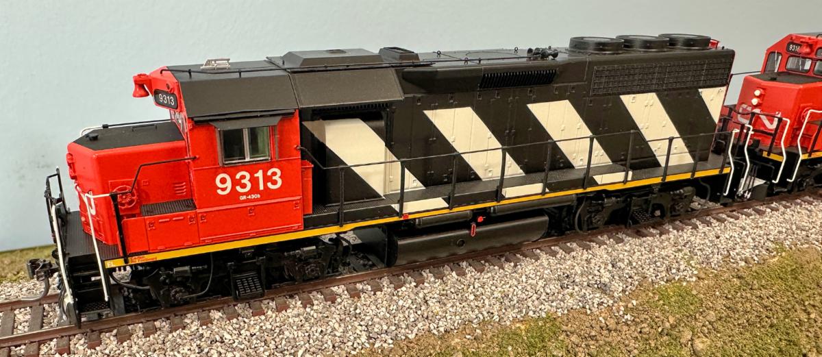 Rapido GP40