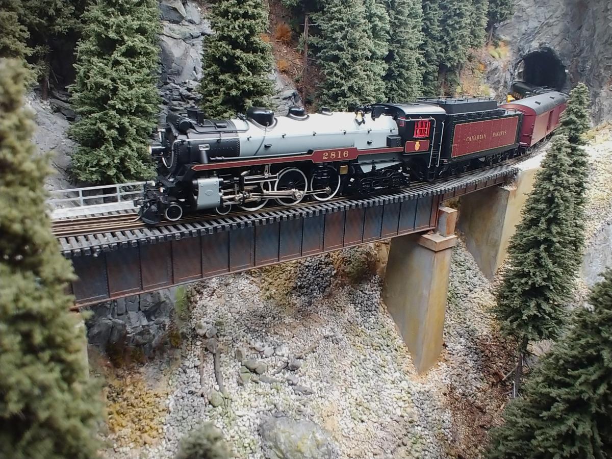 Rapido 2816