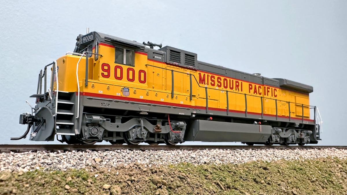 Rapido C36-7